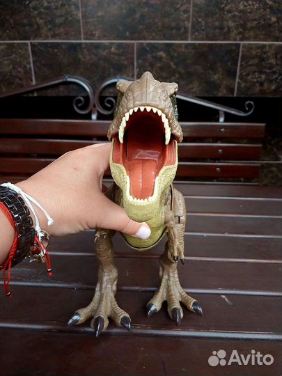 Динозавр Тирекс (Мир Юрского периода)