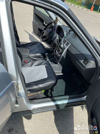 LADA Priora 1.6 МТ, 2011, 225 925 км