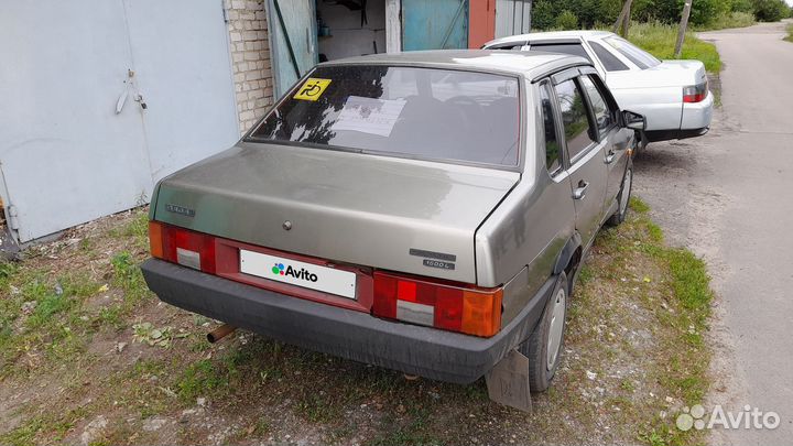 ВАЗ 21099 1.5 МТ, 2000, 174 000 км