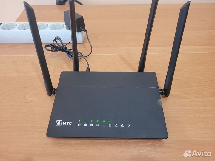 Wi-Fi роутер D-Link DIR-822/R2