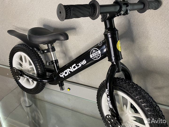 Велосипед беговел