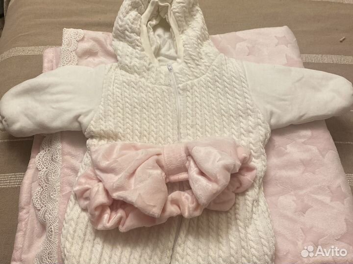 Комплект на выписку для девочки