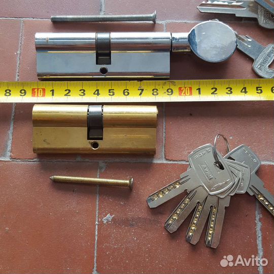 Личинка Замок входная дверь