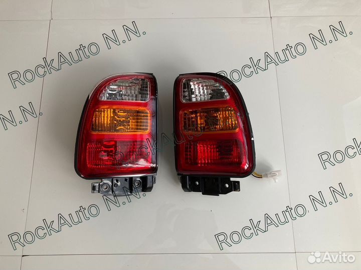 Фонарь задний (2шт) Toyota RAV4 (1998-2000)