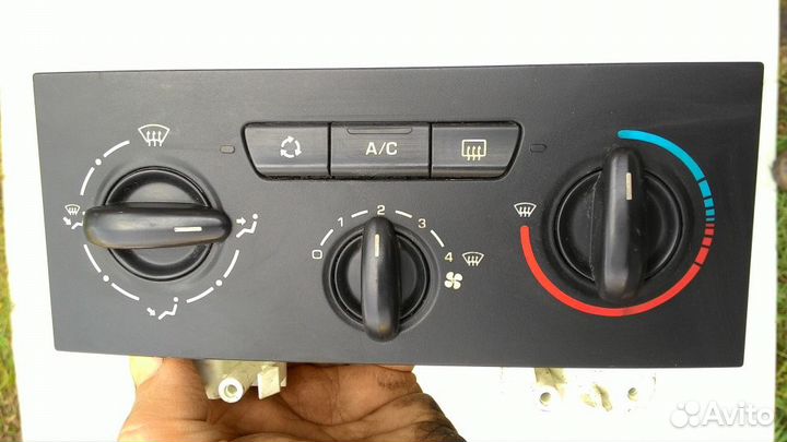 Блок управления отопителем, кондиционером