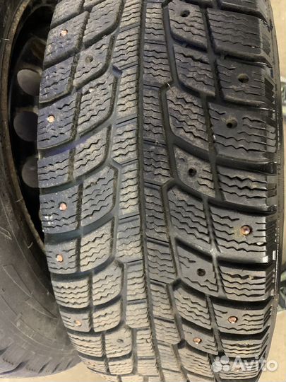 Комлект колес зима VW 195/65/15 michelin