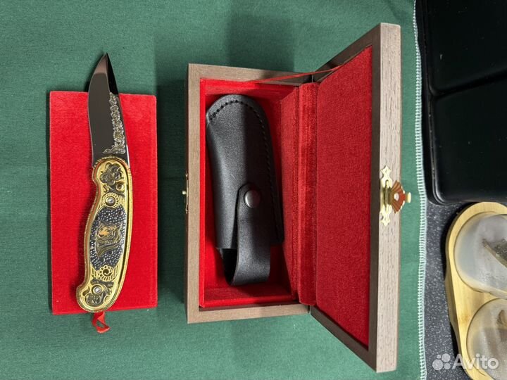 Складной нож подарочный