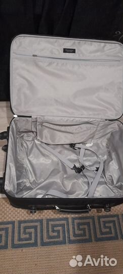 Чемодан на колесах