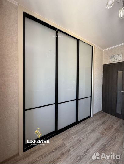 Перегородки стеклянные раздвижные