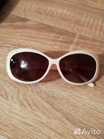 Солнцезащитные очки женские