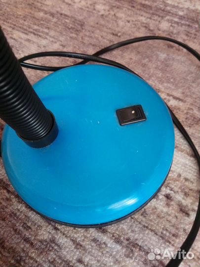 Лампа настольная