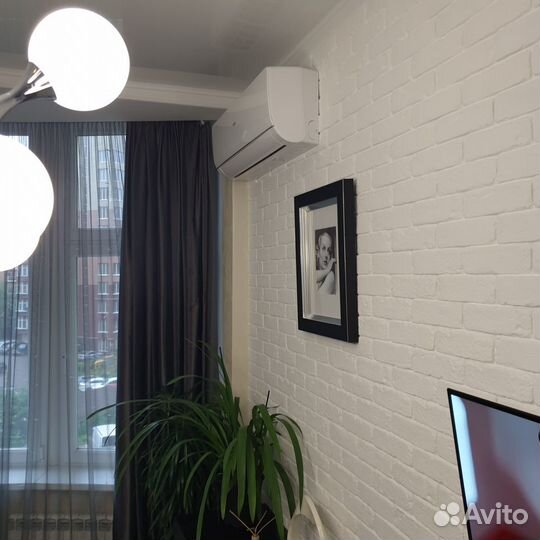 Кондиционер Haier 1 уличный и 2 внутренних блока