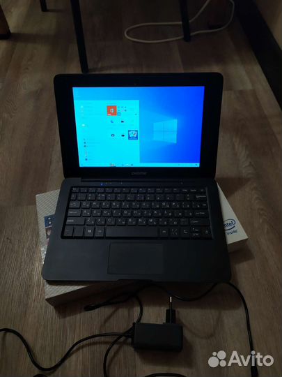 Digma Eve 10 C300 нетбук