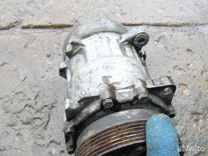 Компрессор кондиционера для Skoda Octavia