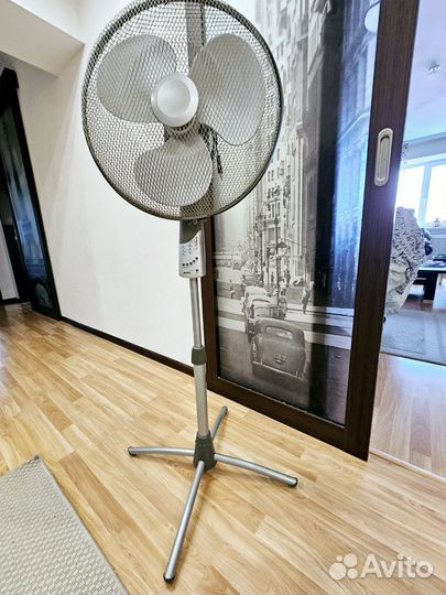 Вентилятор напольный Bork