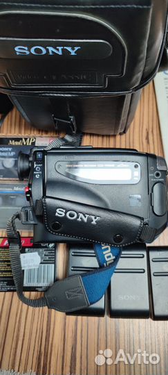 Sony Handycam Ccd Tr303E Video 8 Video
