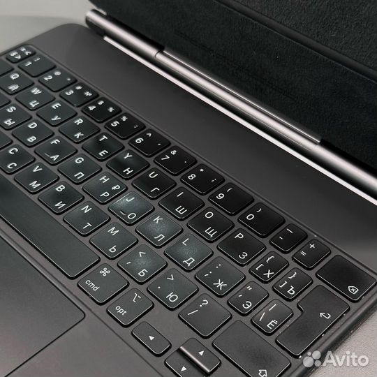 Клавиатура для iPad 12.9 Magic Keyboard