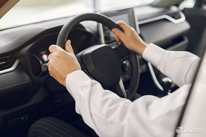 Водитель без опыта на своем авто