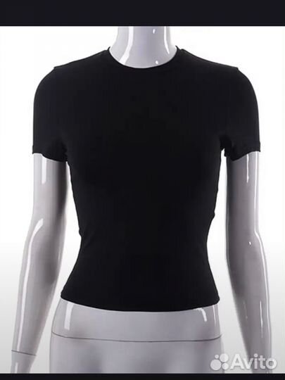 Футболка топ skims