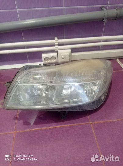 Передняя фара опель инсигния