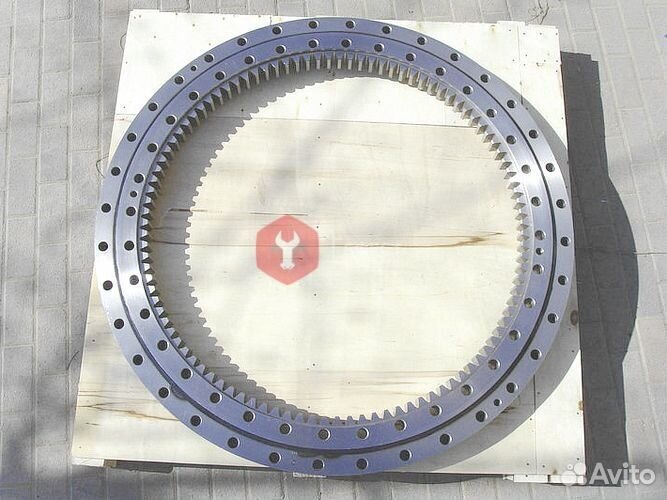 Поворотный круг Hitachi EX210K-5 JPN 9102727