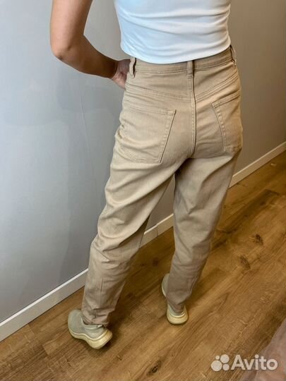 Джинсы бежевые divided h&m одежда 36 42-44