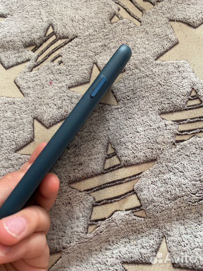 Кожаный чехол iPhone 11