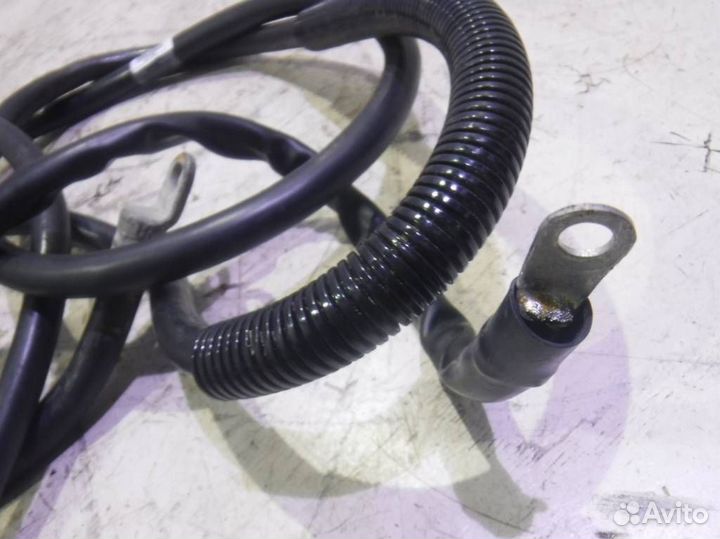 Клемма аккумулятора