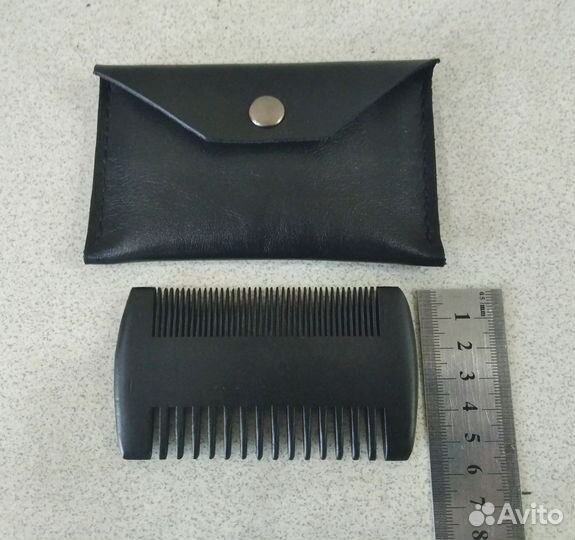 Расчёска в чехле из натуральной кожи