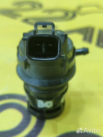 Насос омывателя Toyota Camry ACV30 2AZ-FE 2004.05