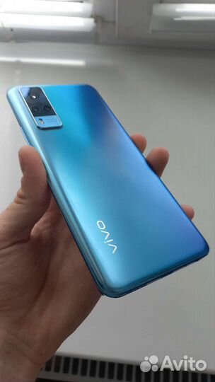 Телефон vivo y31