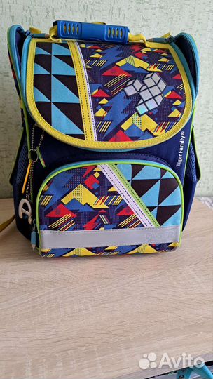 Рюкзак школьный