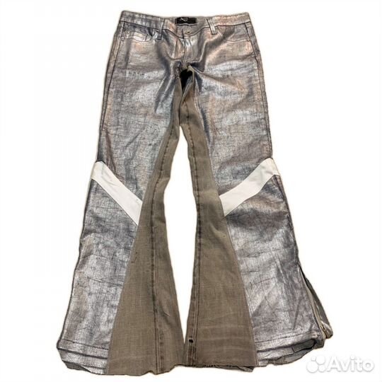 Джинсы клеш