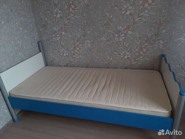 Двухъярусная кровать бу