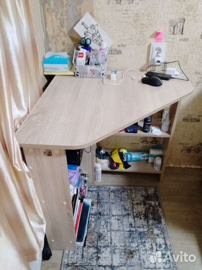 Стол угловой