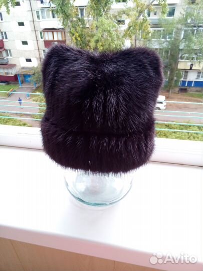 Зимняя шапка чёрная кроличья