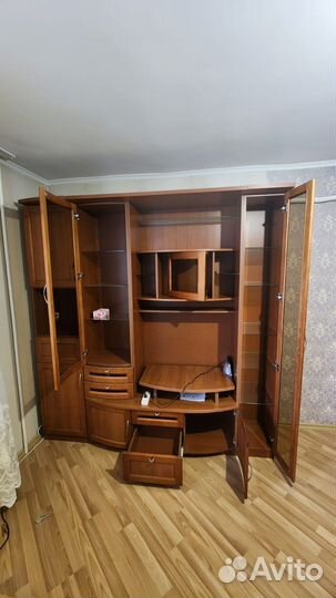 Стенка в гостиную б/у