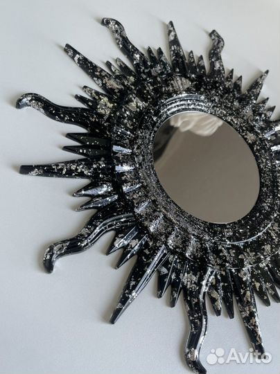 Предметы интерьера зеркало в раме