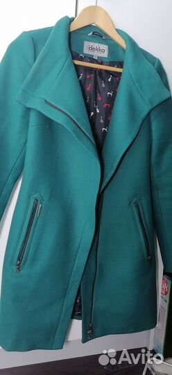 Женское демисезонное пальто из шерсти