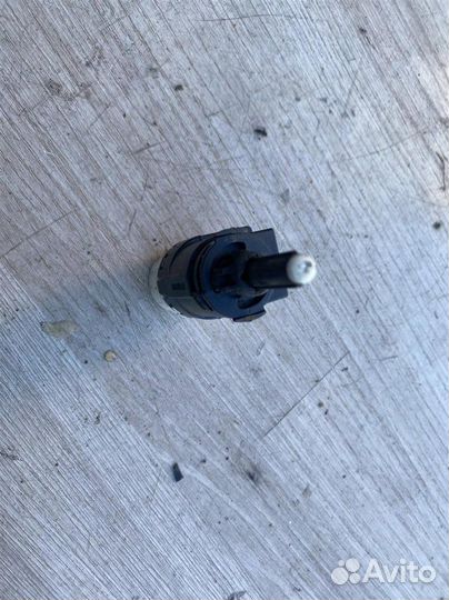 Выключатель LADA Largus универсал 5 мест 1.6