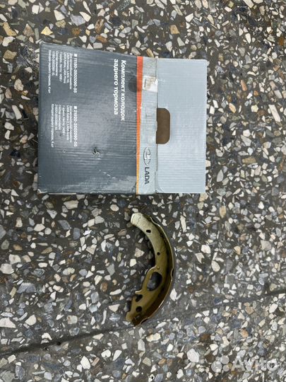 Тормозные колодки на priora