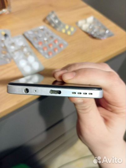 Infinix Hot 30, 8/128 ГБ