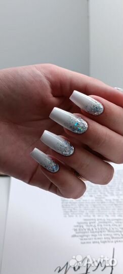 Маникюр, педикюр, наращивание ногтей