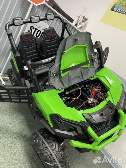 Детский электромобиль