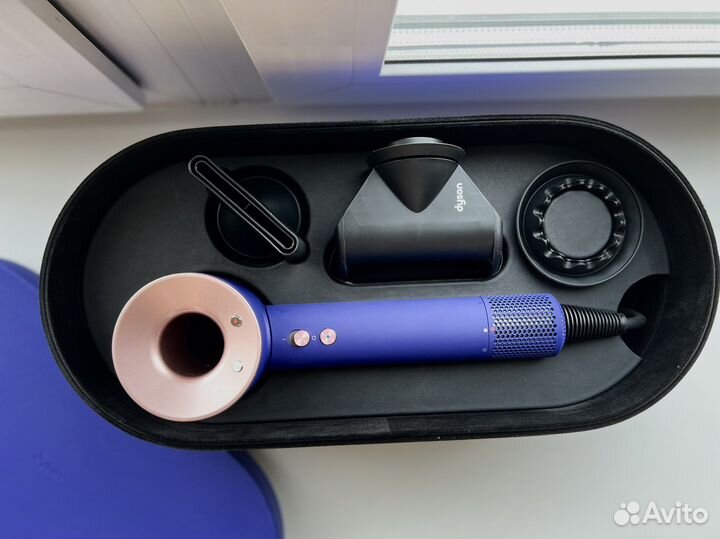 Фен Dyson Supersonic HD08