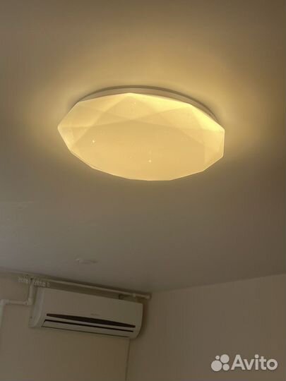 Светильник потолочный светодиодный с пультом