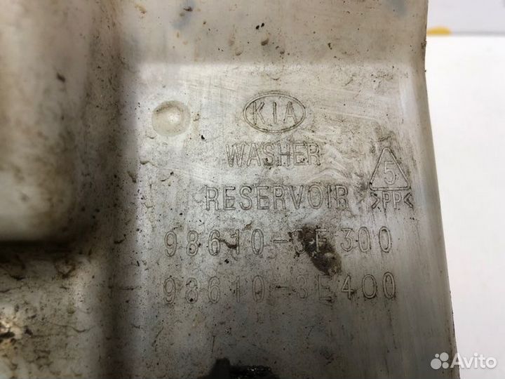 Бачок омывателя Kia Sorento внедорожник 2.5 2009