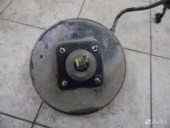 Усилитель тормозов вакуумный Renault Clio II/Symbo