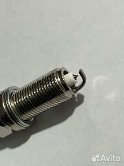 Свеча зажигания Toyota Camry V70/V75 2arfe 2500CC