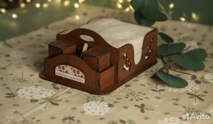 Салфетница на стол деревянная